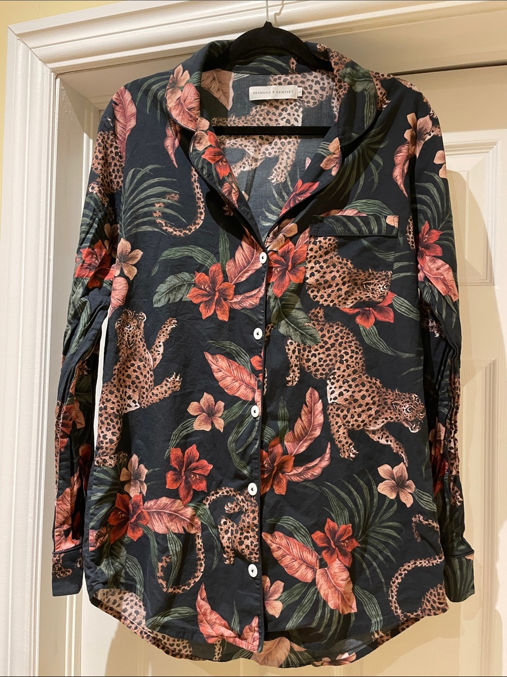 Desmond & Dempsey Leopard Pajama Shirt L Organic Cotton Resort Chic Loungewear